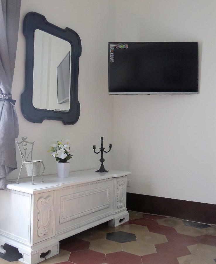A Casa Del Reuccio Apartment Catania Bagian luar foto
